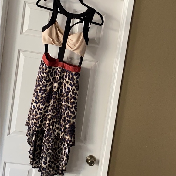 Dress - Picture 2 of 4